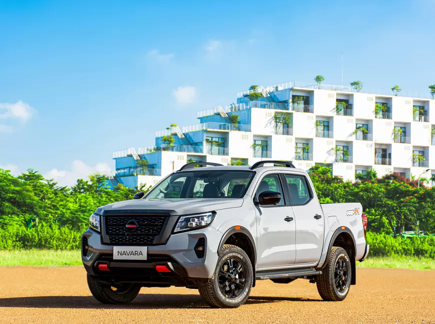 Thông số kỹ thuật Nissan Navara 2024.