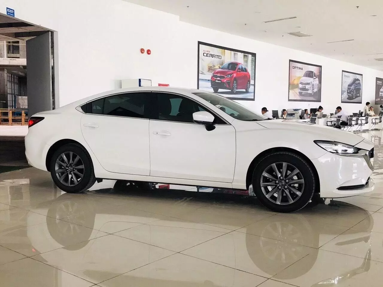 Thông số kỹ thuật xe Mazda 6: Kích thước.