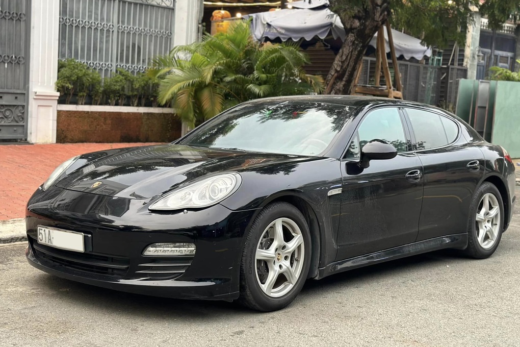 Porsche Panamera sau 13 năm sử dụng được rao bán giá ngang Kia K5 mới - 1