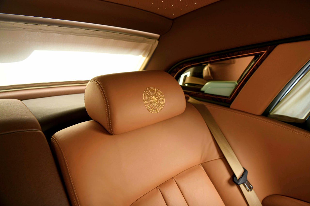 Rolls-Royce Phantom Lửa thiêng 1